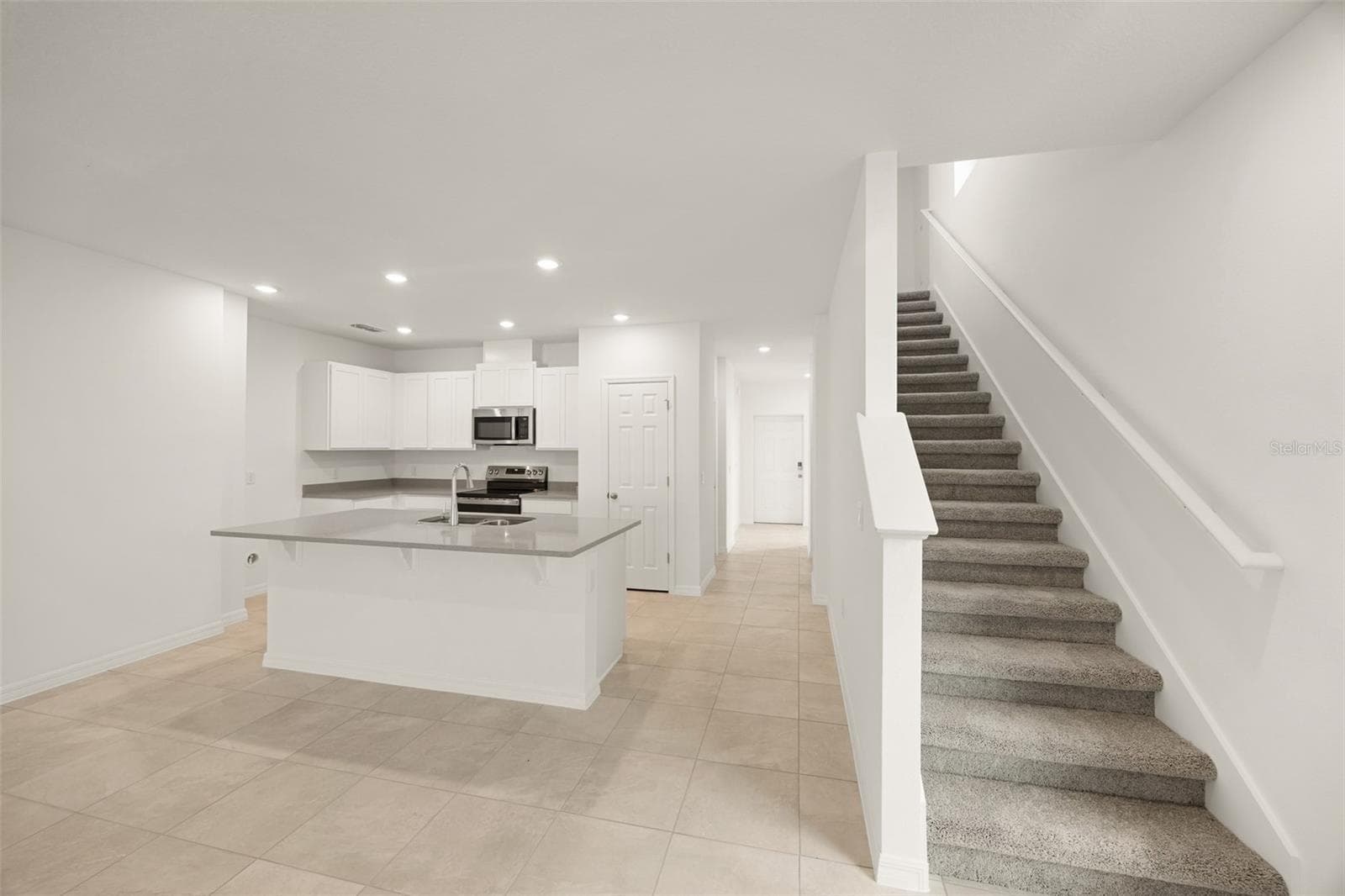 Kitchen - 1260 WHITE ASH LOOP, DELAND