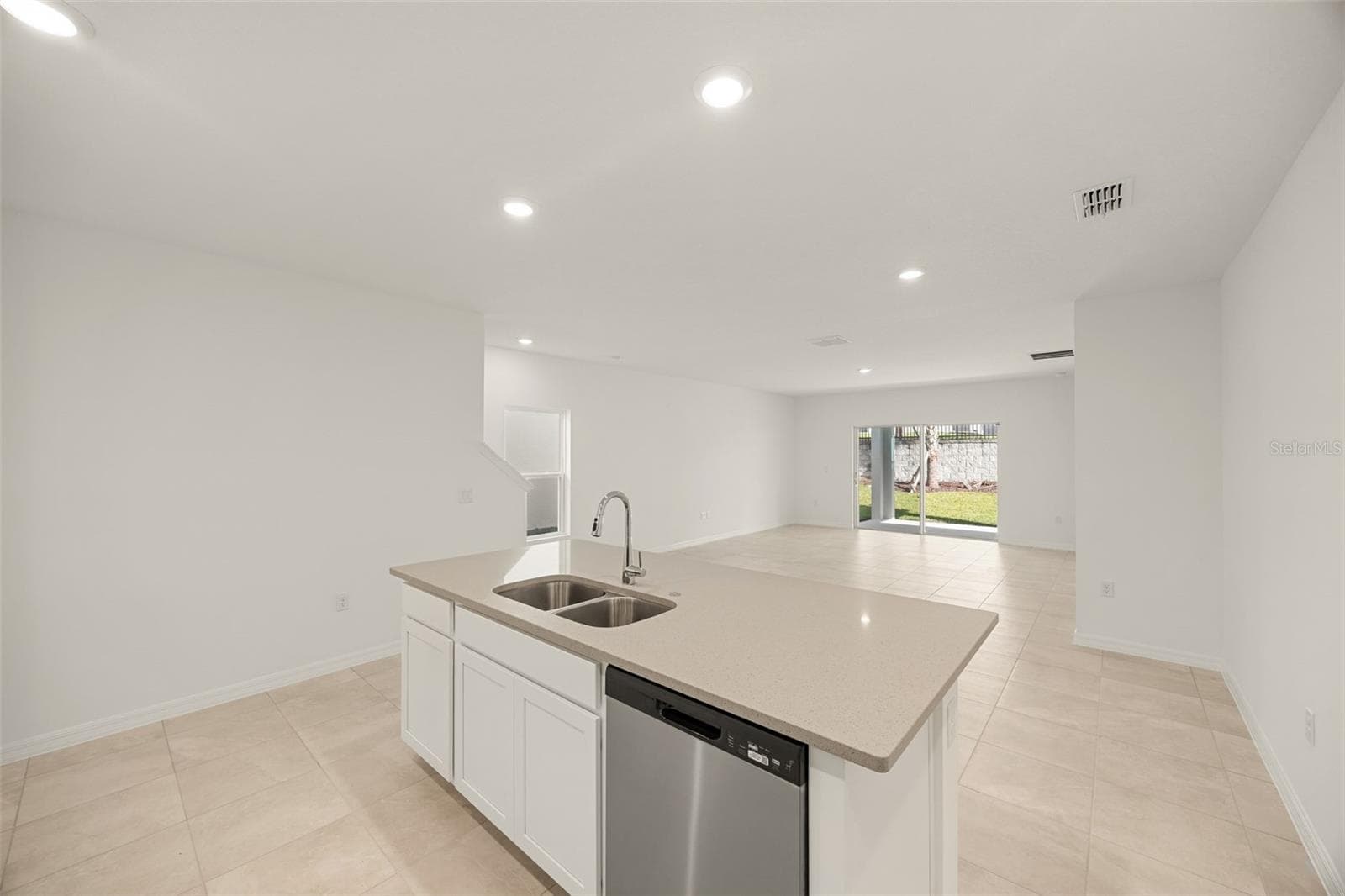 Kitchen - 1260 WHITE ASH LOOP, DELAND