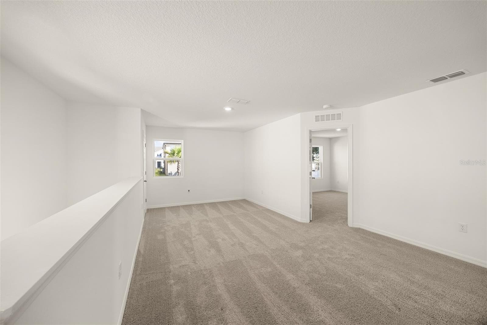 Loft - 1260 WHITE ASH LOOP, DELAND