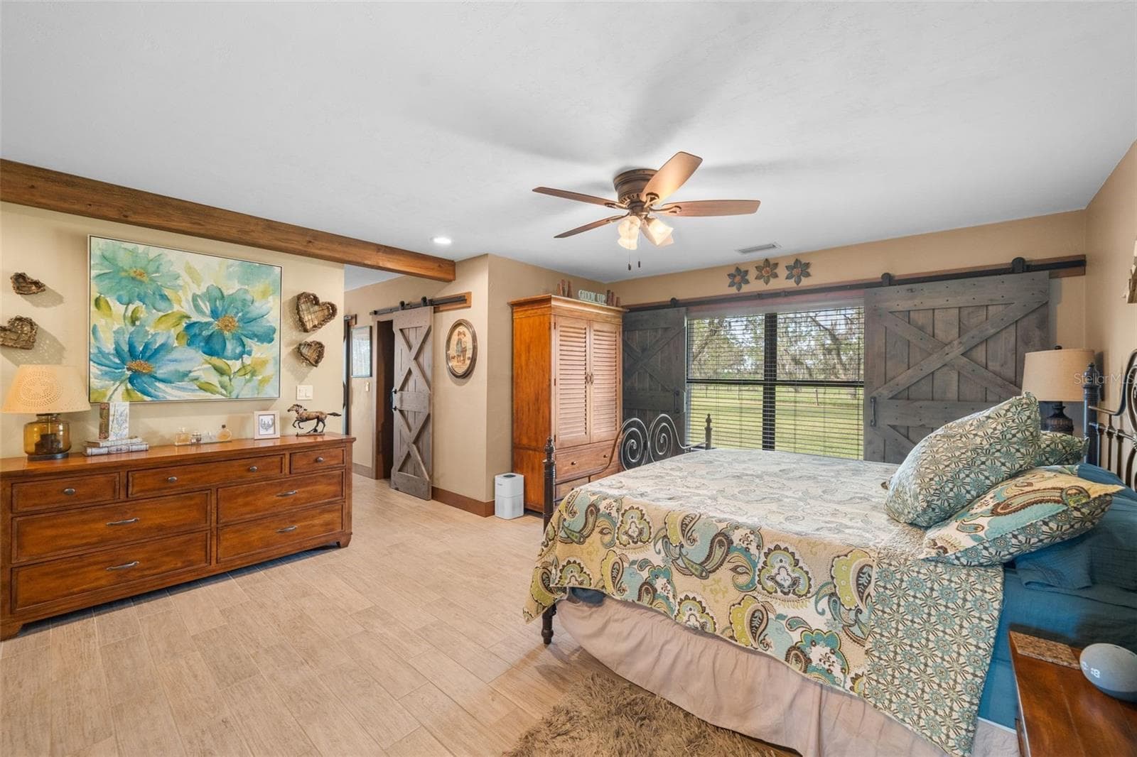 Single Family Residence at METES & BOUNDS, STARKE, photo 10 of 41