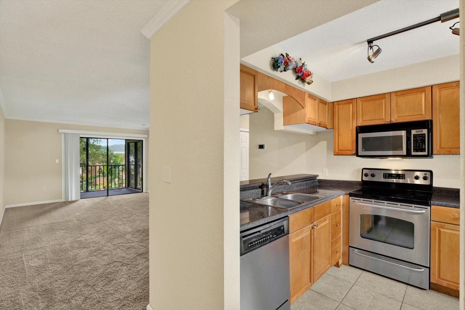 Condominium at 10199 SAILWINDS BLVD S #202, LARGO, photo 5 of 33
