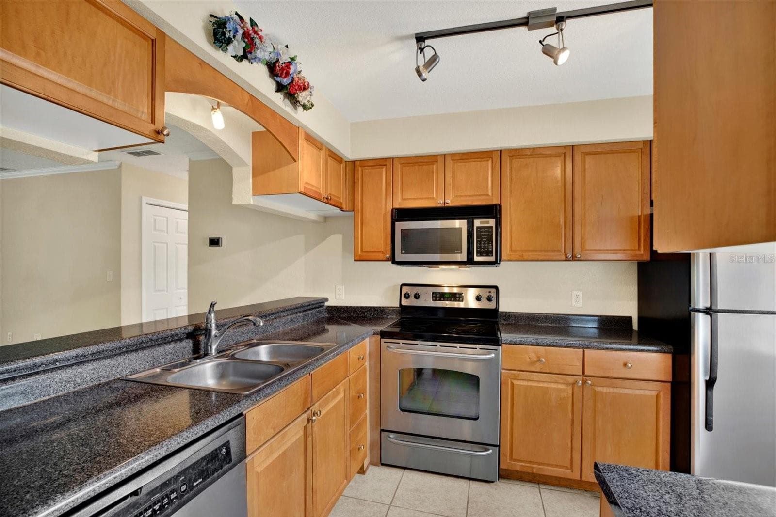 Condominium at 10199 SAILWINDS BLVD S #202, LARGO, photo 12 of 33