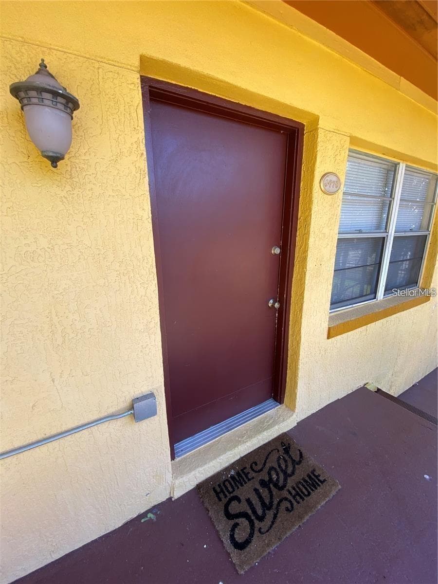 Condominium at 778 RIDENHOUR CIR #778, ORLANDO, photo 6 of 6