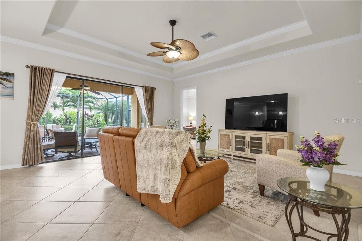 Single Family Residence at 13003 BELKNAP PL, BRADENTON, photo 5 of 42