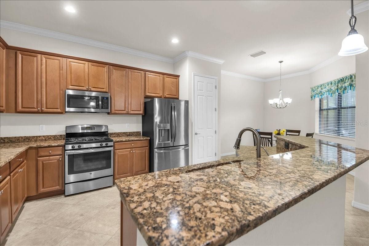 Single Family Residence at 13003 BELKNAP PL, BRADENTON, photo 10 of 42