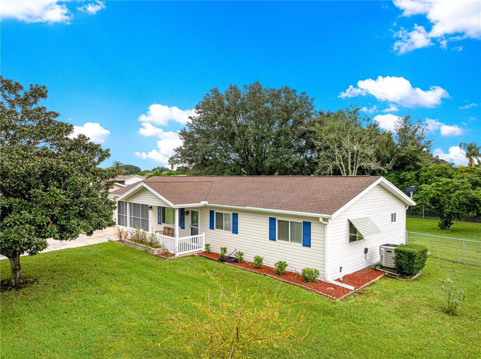AERIAL OF FRONT OF HOUSE SHOWING WHERE THE H.V.A.C. IS LOCATED - 10434 SE 178TH PL, SUMMERFIELD