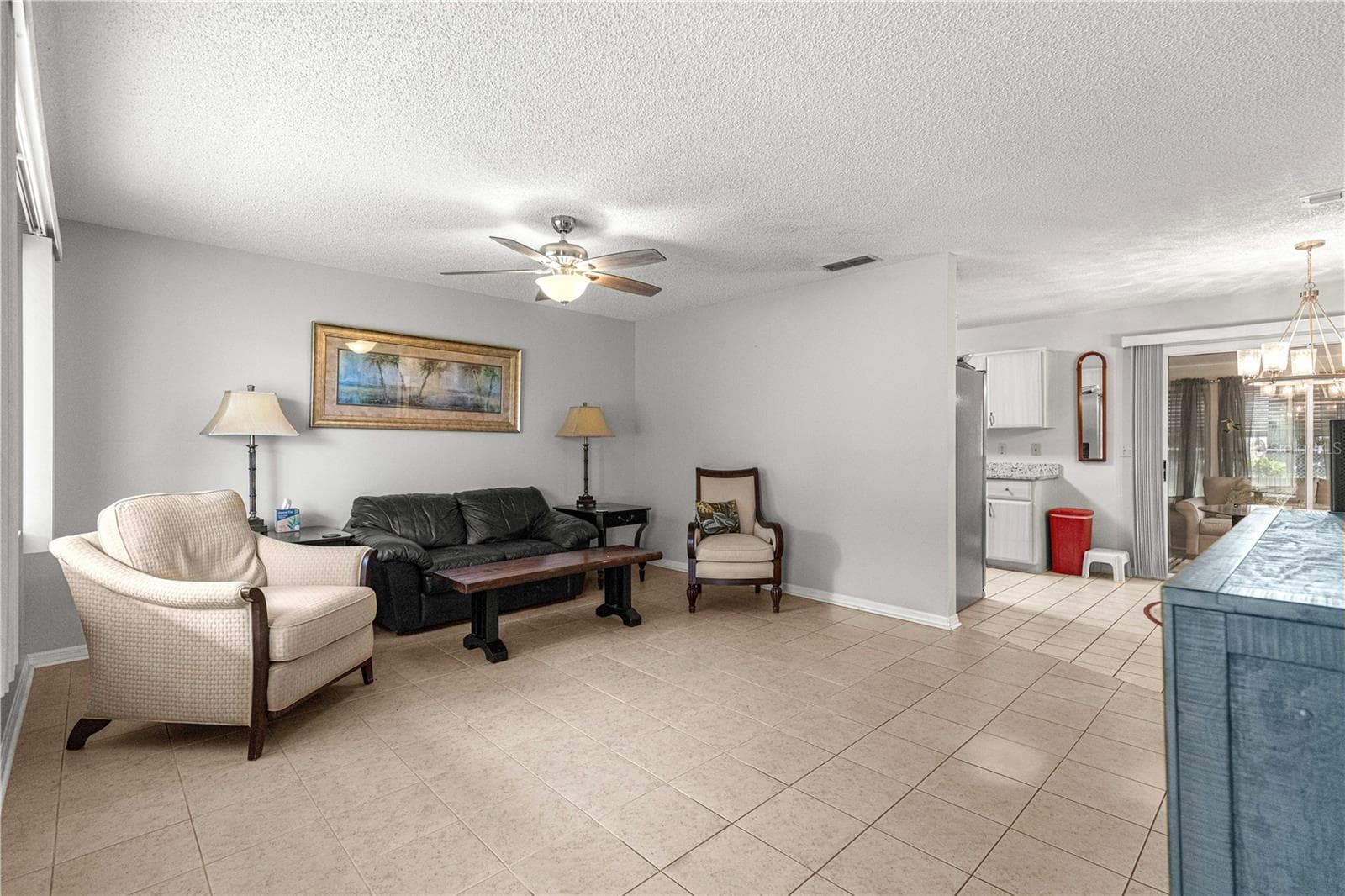 LIVING / FAMILY ROOM - 10434 SE 178TH PL, SUMMERFIELD