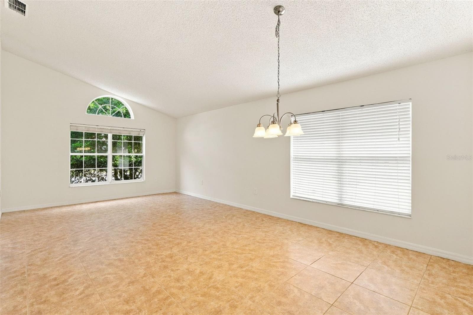 Living + Dining Combo - 5742 ESSEX ISLE DR, ORLANDO