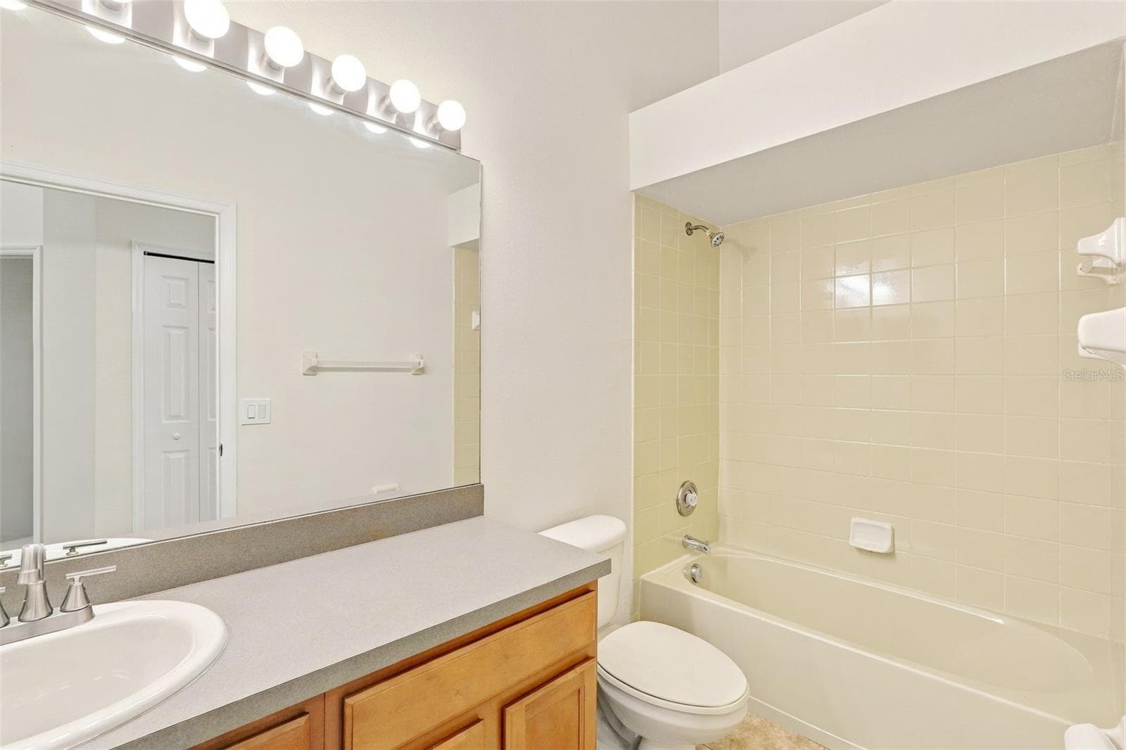 Bathroom 2 - 5742 ESSEX ISLE DR, ORLANDO