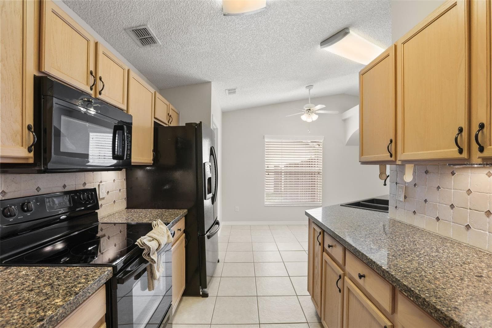 Single Family Residence at 15646 GREATER TRAIL, CLERMONT, photo 9 of 38