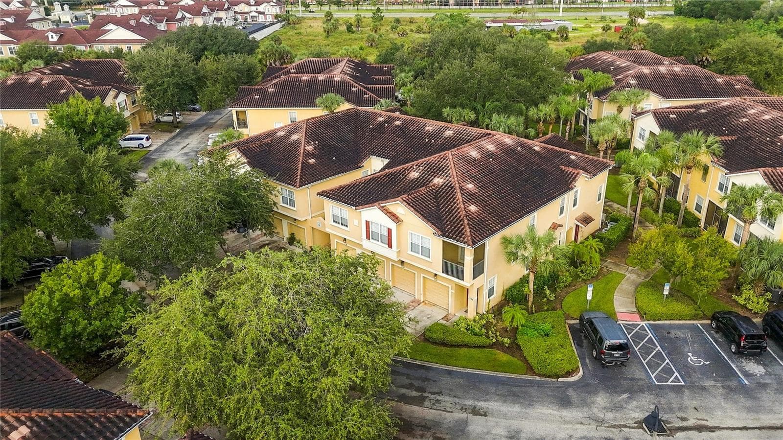 Townhouse at 2736 OAKWATER DR, KISSIMMEE, photo 46 of 59