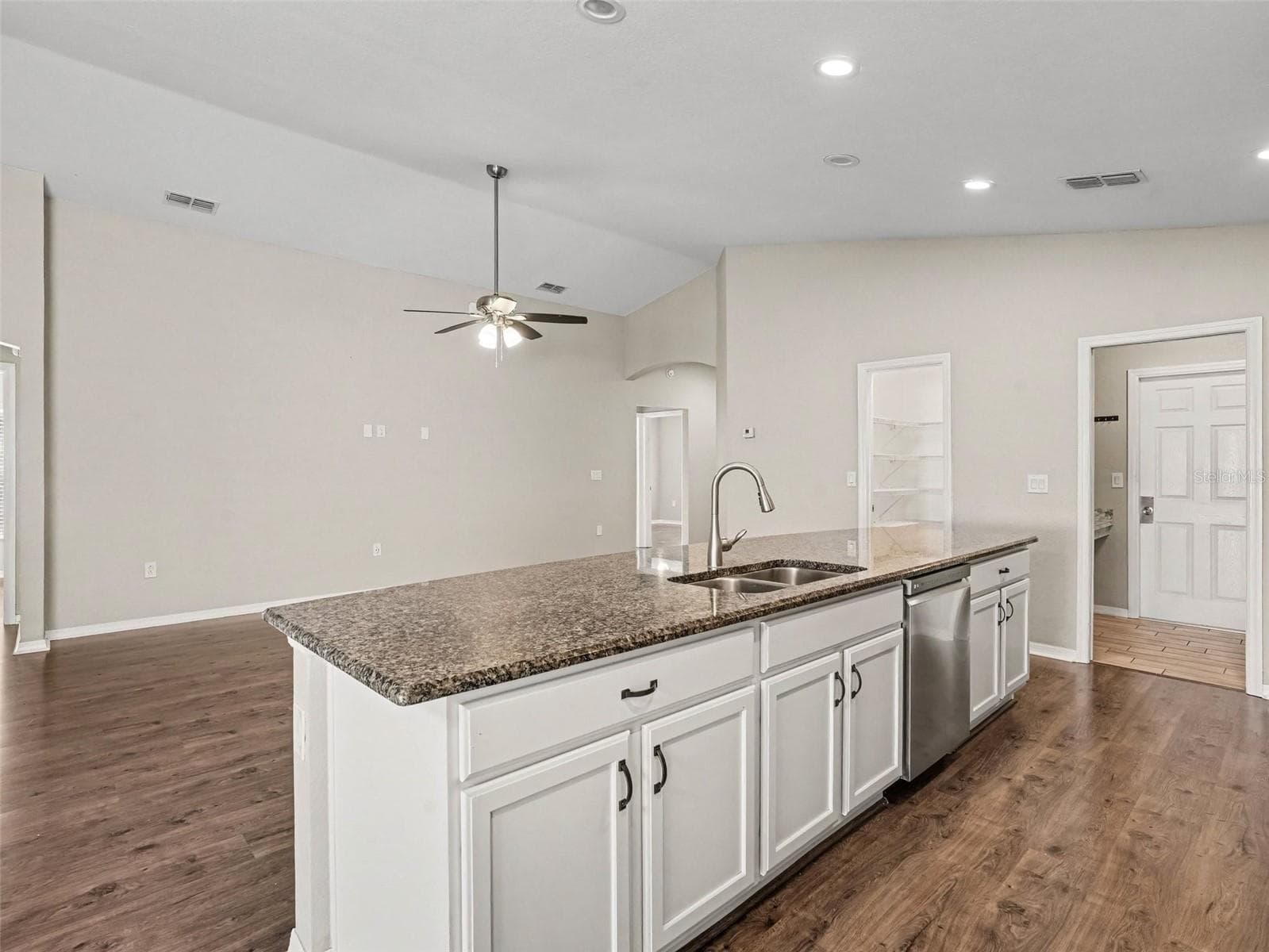 Single Family Residence at 1919 DANES CT, LAKELAND, photo 3 of 19
