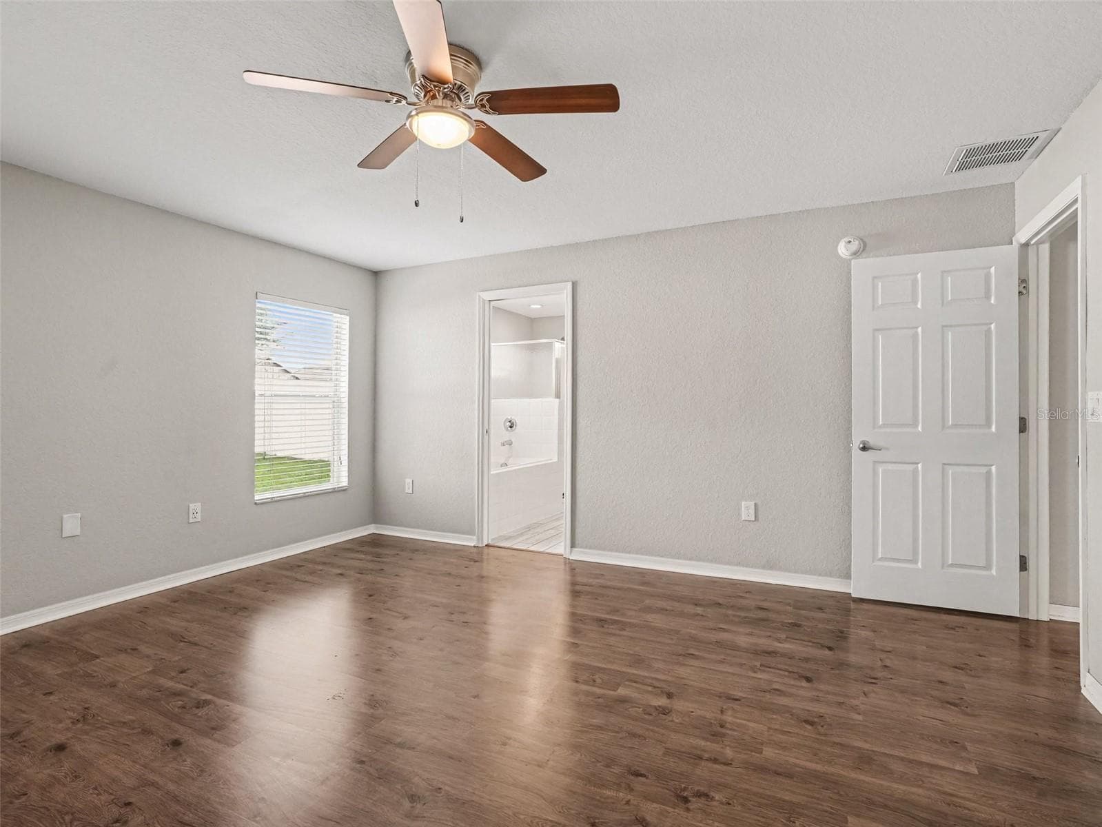 Single Family Residence at 1919 DANES CT, LAKELAND, photo 17 of 19