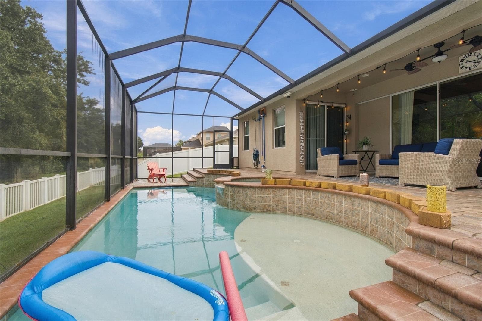 Single Family Residence at 11009 ROCKLEDGE VIEW DR, RIVERVIEW, photo 3 of 92