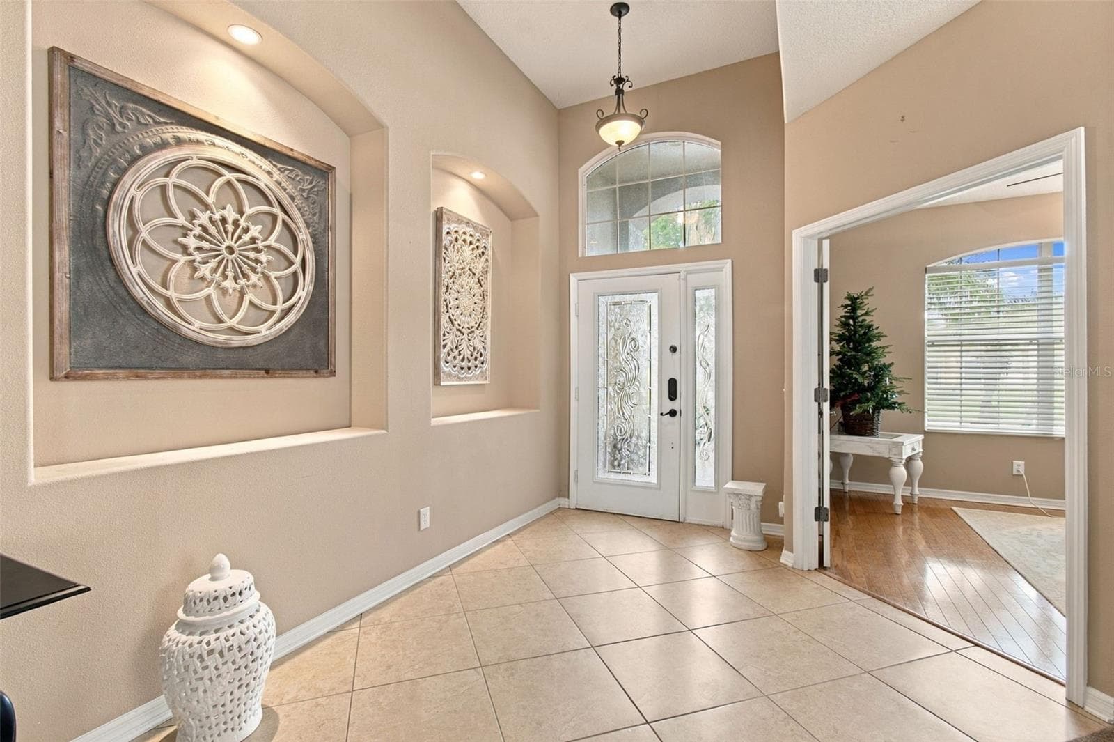 Single Family Residence at 11009 ROCKLEDGE VIEW DR, RIVERVIEW, photo 5 of 92