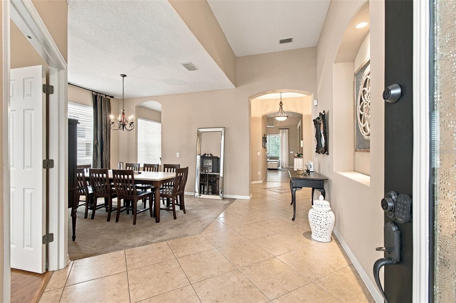 Single Family Residence at 11009 ROCKLEDGE VIEW DR, RIVERVIEW, photo 6 of 92