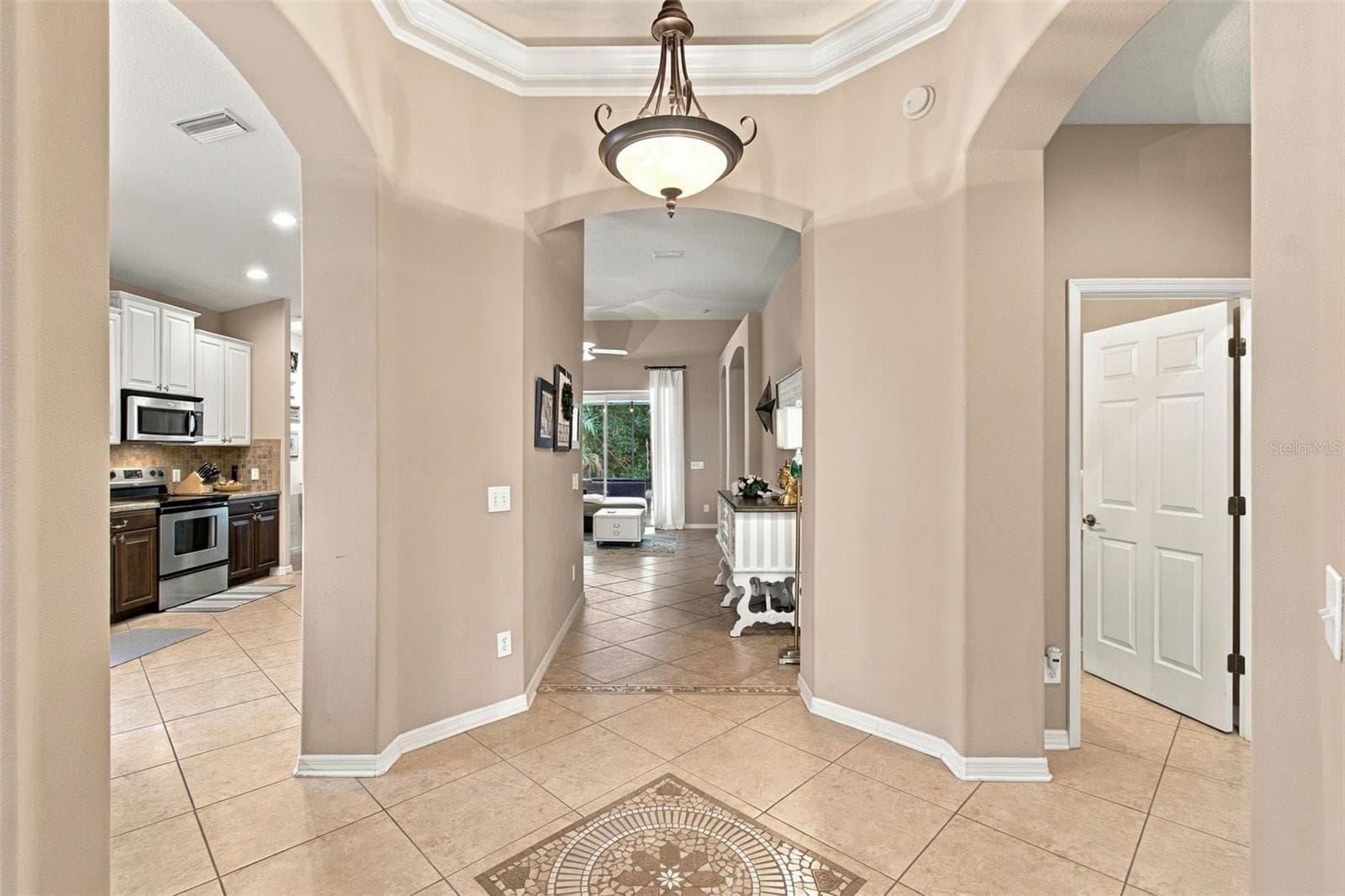 Single Family Residence at 11009 ROCKLEDGE VIEW DR, RIVERVIEW, photo 15 of 92
