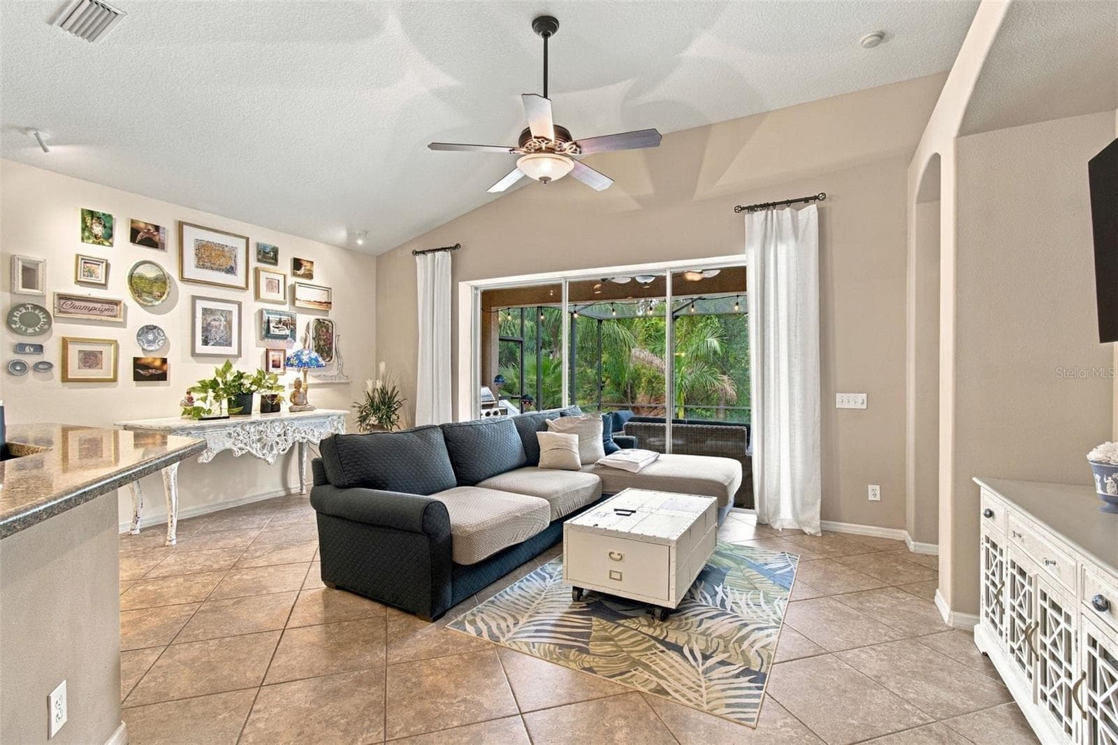 Single Family Residence at 11009 ROCKLEDGE VIEW DR, RIVERVIEW, photo 18 of 92
