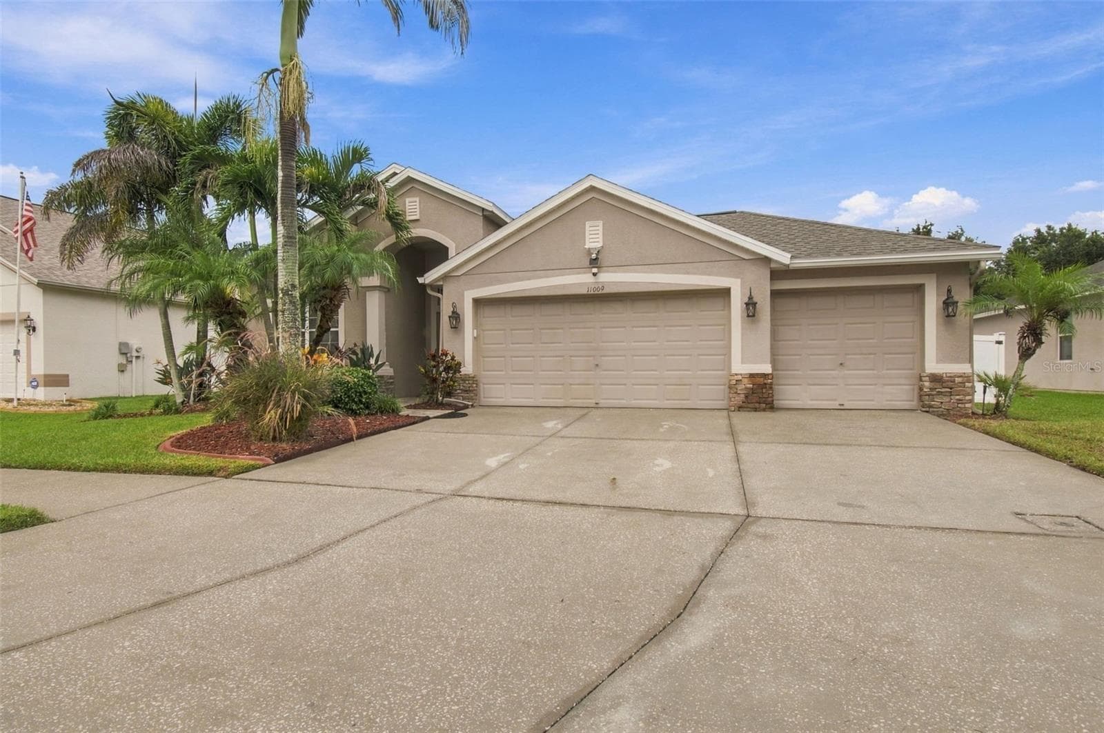 Single Family Residence at 11009 ROCKLEDGE VIEW DR, RIVERVIEW, photo 65 of 92