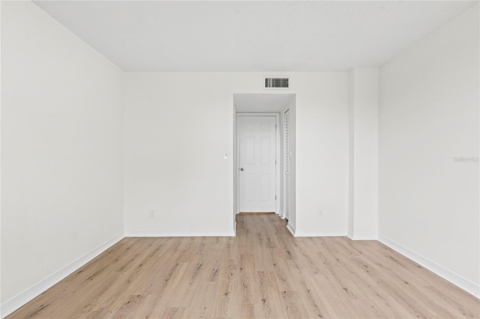 PRIMARY BEDROOM - 4895 BAY ST NE #109, ST PETERSBURG