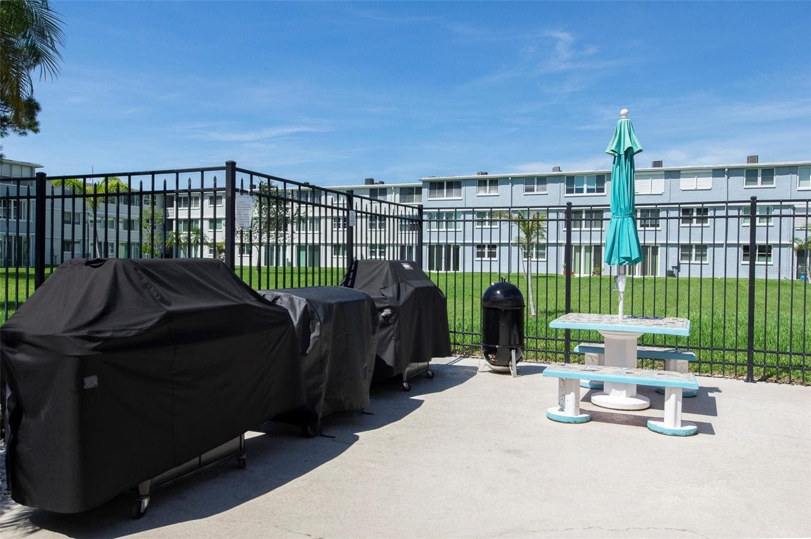 GRILLS - 4895 BAY ST NE #109, ST PETERSBURG