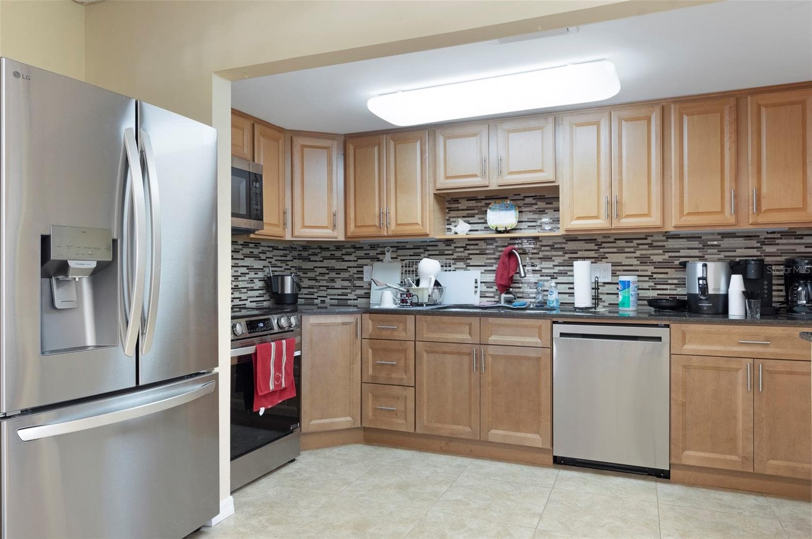 CLUBHOUSE KITCHEN - 4895 BAY ST NE #109, ST PETERSBURG