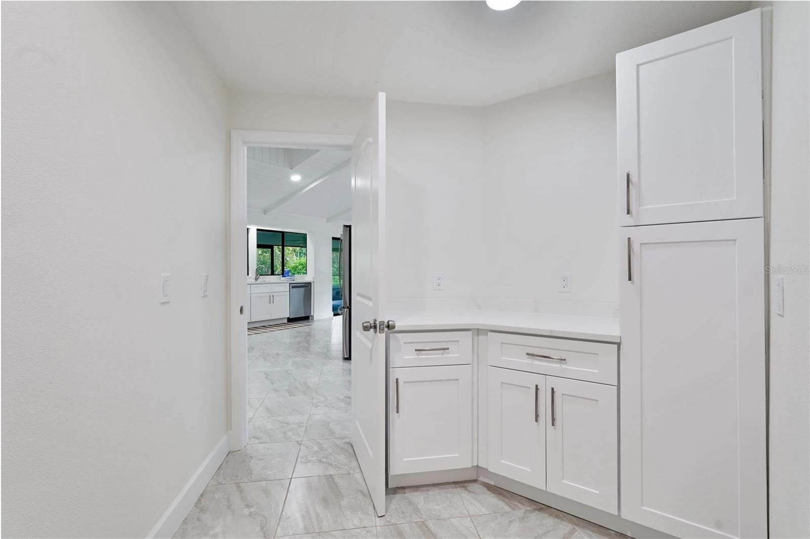 Single Family Residence at 5012 S DEEP WATER PT, HOMOSASSA, photo 17 of 27