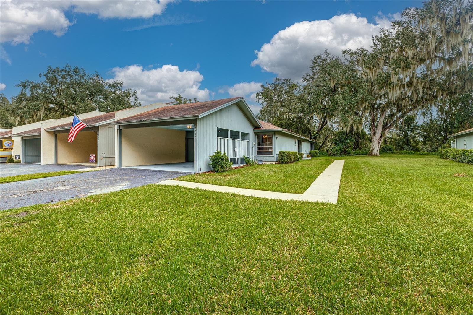 6616 SWEETBRIAR LN
