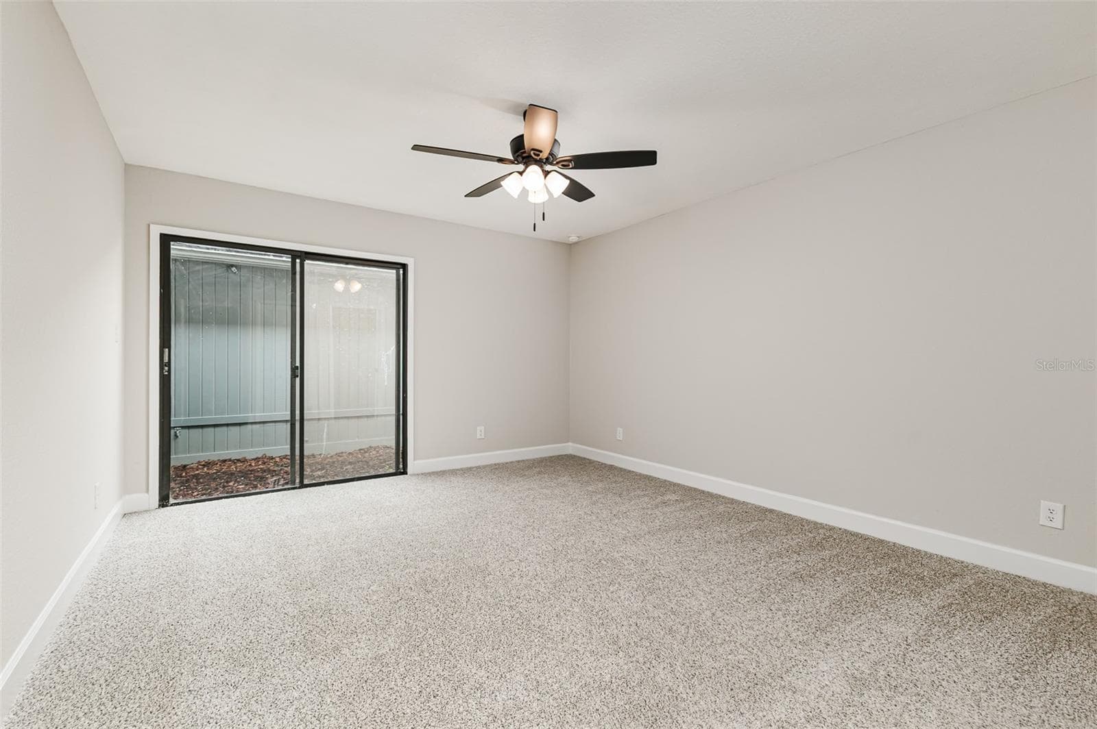 Condominium at 6616 SWEETBRIAR LN, LAKELAND, photo 5 of 25