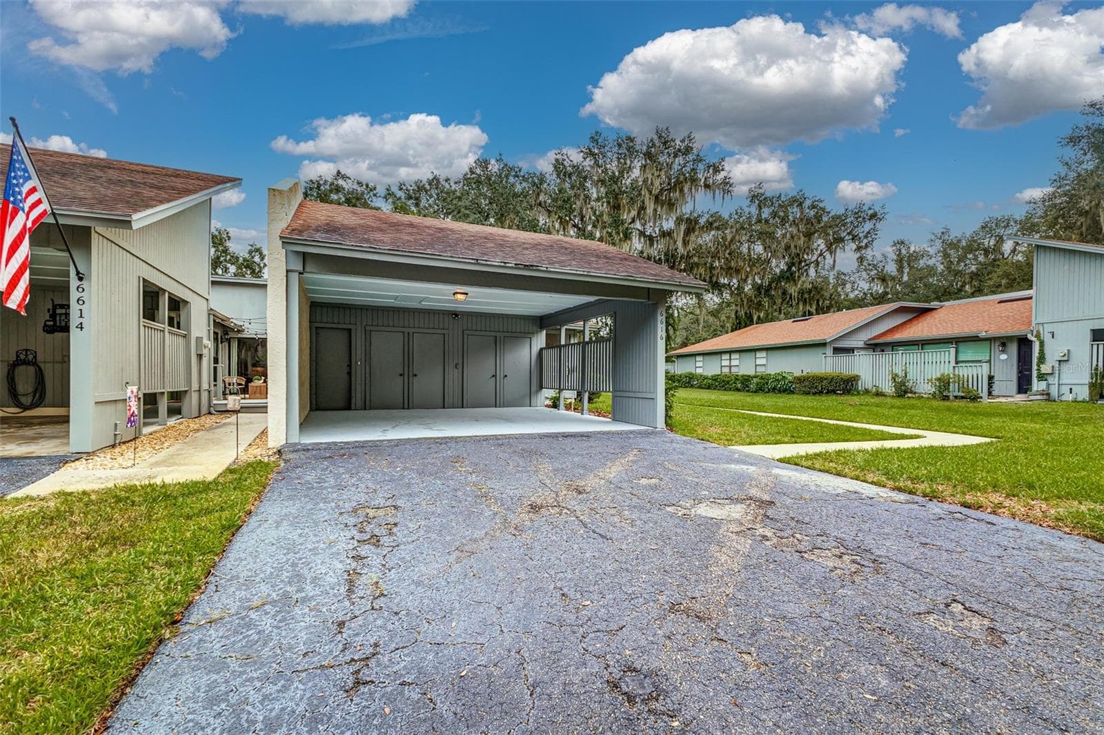Condominium at 6616 SWEETBRIAR LN, LAKELAND, photo 23 of 25