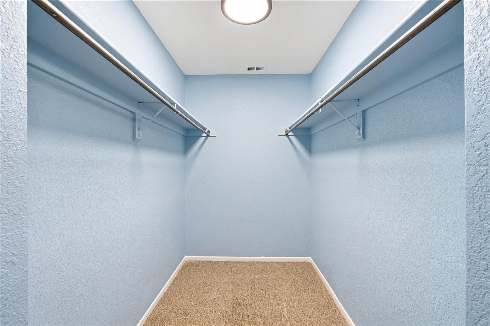 Guest Room walk-in closet - 150 PINEHURST DR #150, BRADENTON