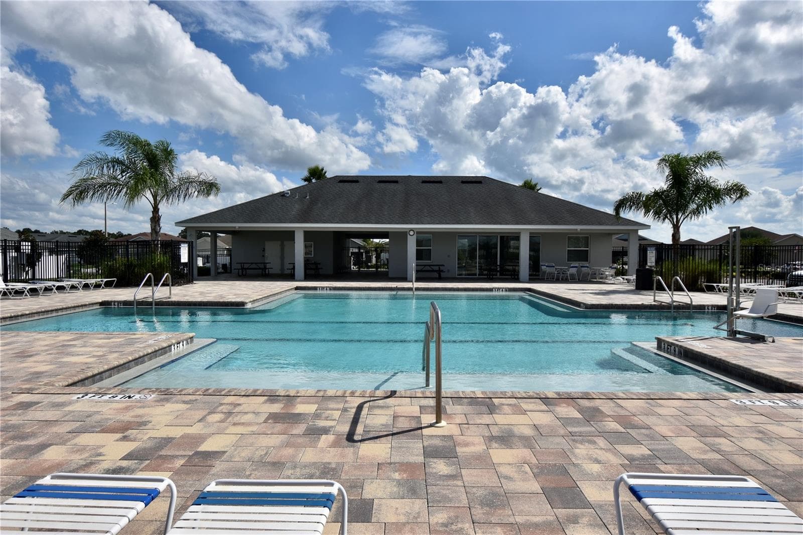 Single Family Residence at 5685 ARLINGTON RIVER DR, LAKELAND, photo 62 of 65