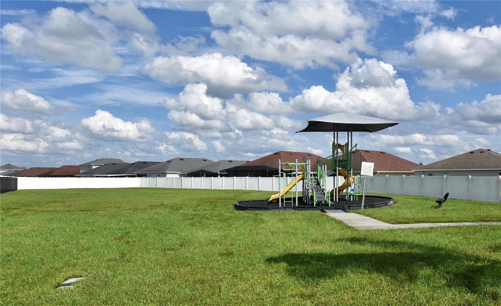 Community Playground - 5685 ARLINGTON RIVER DR, LAKELAND