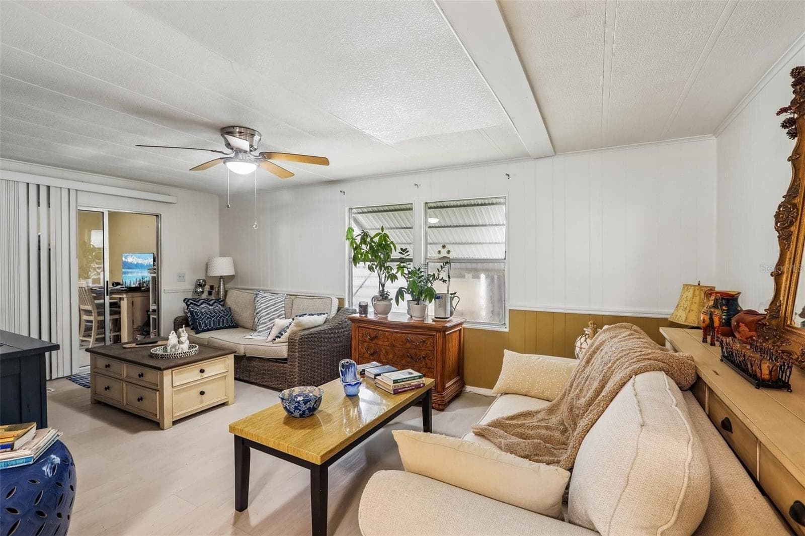 Manufactured Home at 8807 SHELDON WEST DR, TAMPA, photo 15 of 22