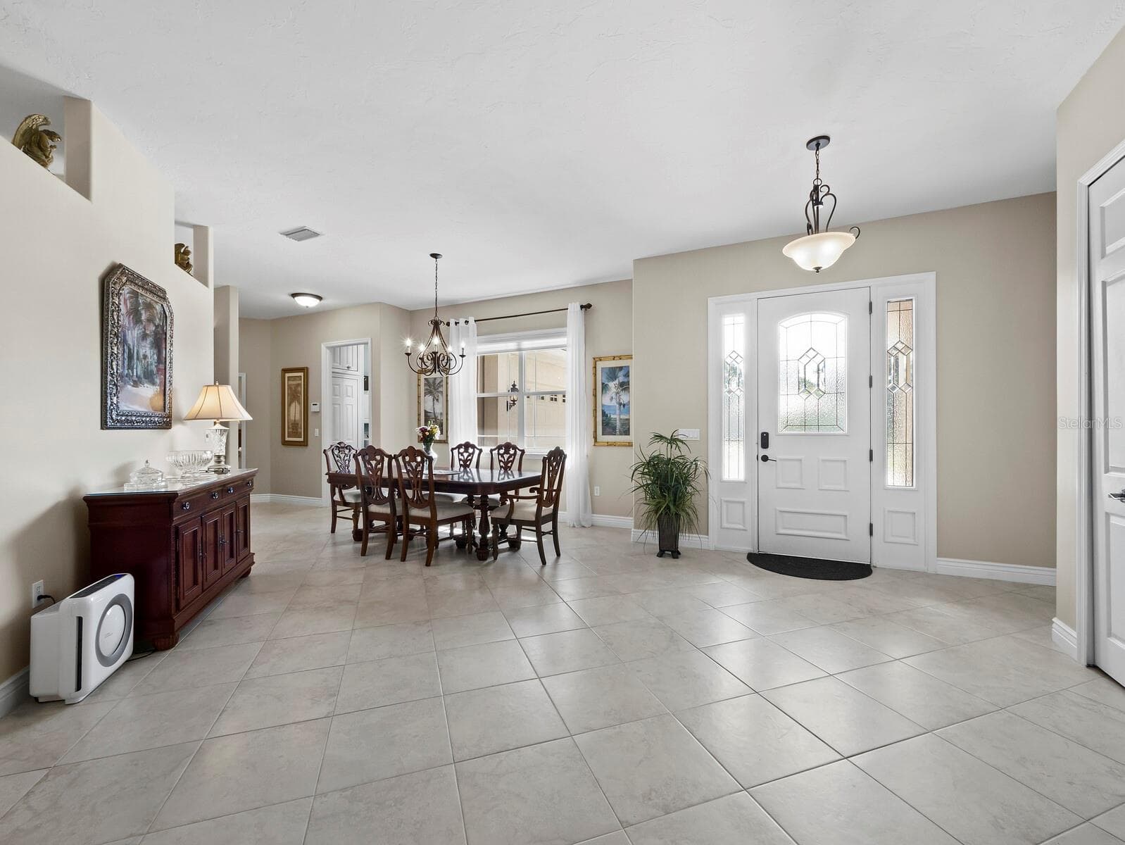 Single Family Residence at 6643 BUTLERS CREST DR, BRADENTON, photo 6 of 57