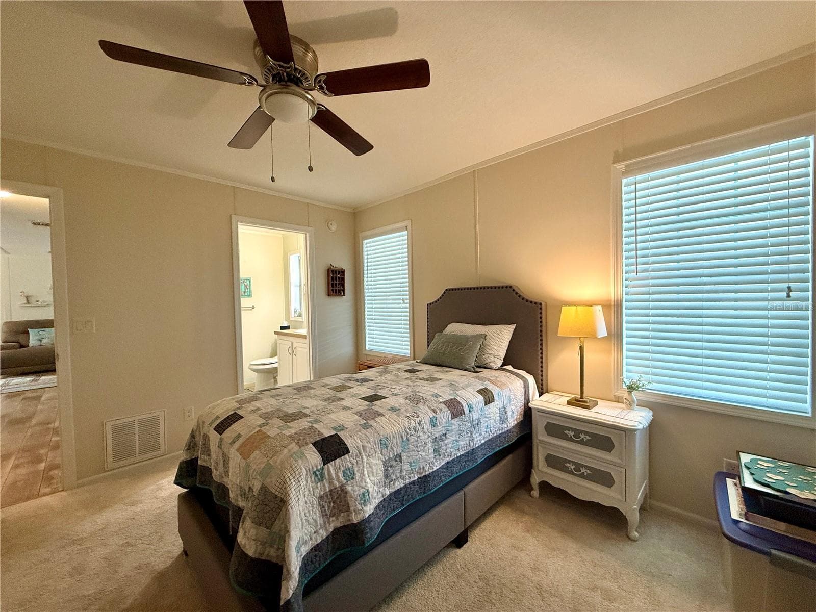Manufactured Home at 260 S PORT ROYAL LN, APOLLO BEACH, photo 11 of 19
