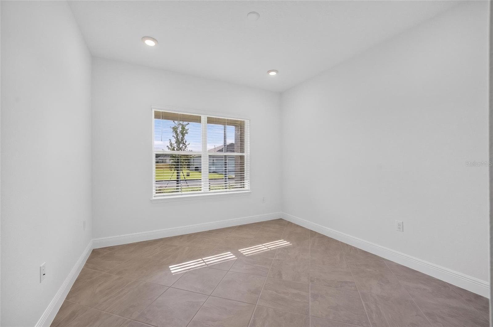 Single Family Residence at 10330 SW 106TH CT, OCALA, photo 49 of 60
