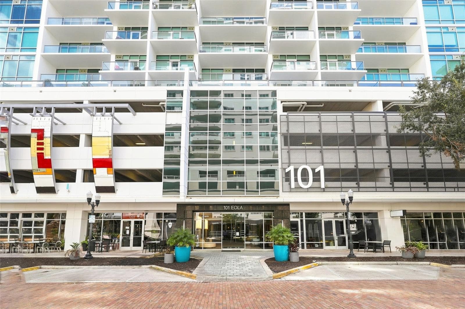 101 S EOLA DR #905
