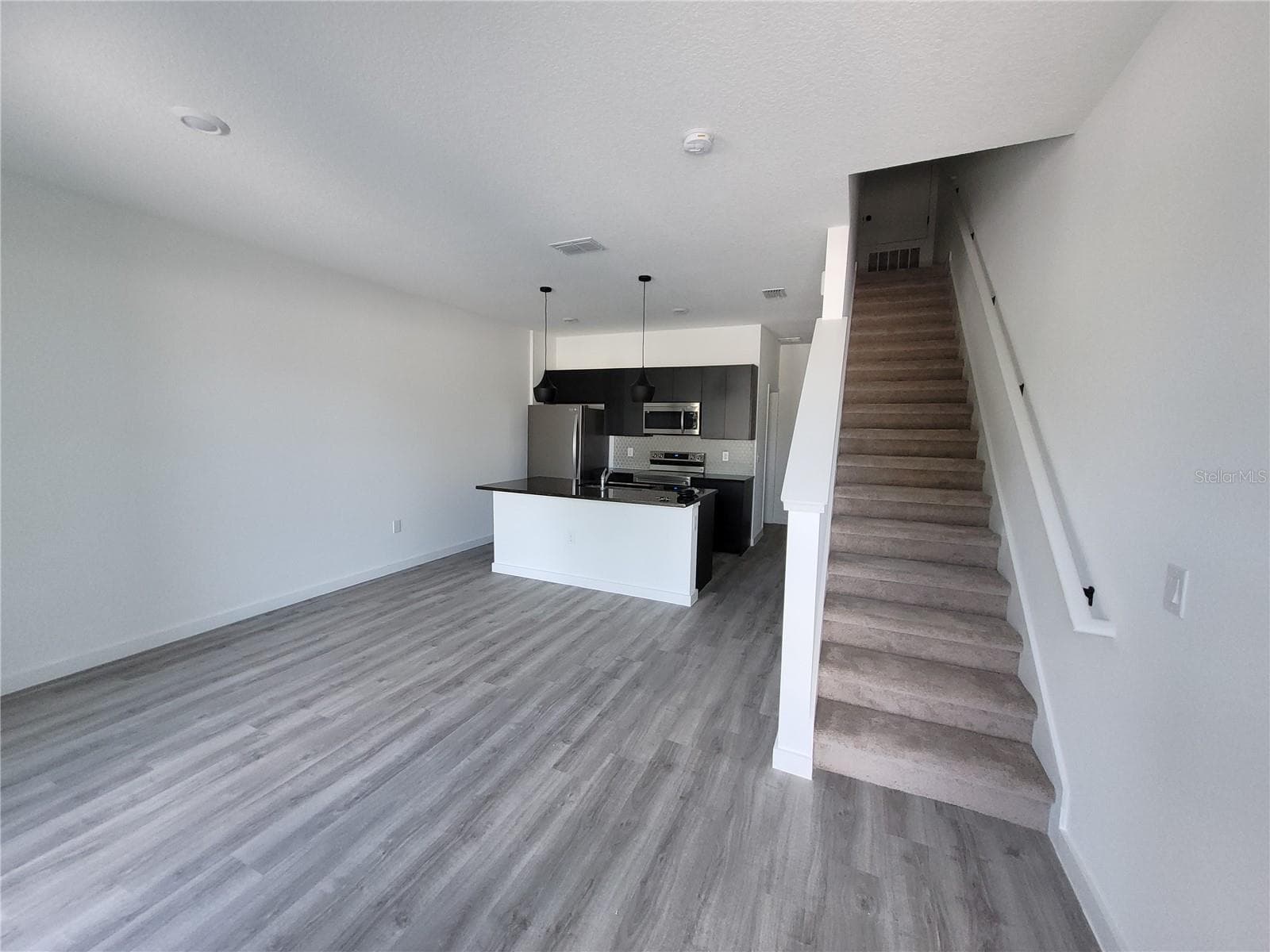 Townhouse at 3377 TRANQUIL TRL, KISSIMMEE, photo 3 of 27