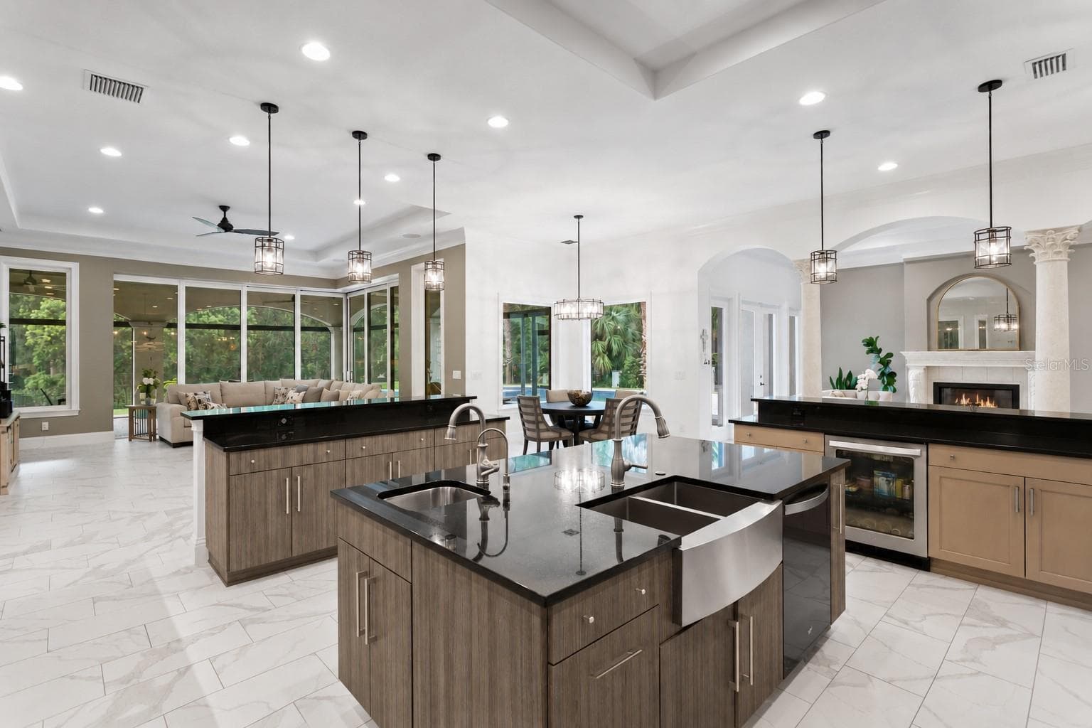 Single Family Residence at 17032 COMUNIDAD DE AVILA, LUTZ, photo 18 of 49