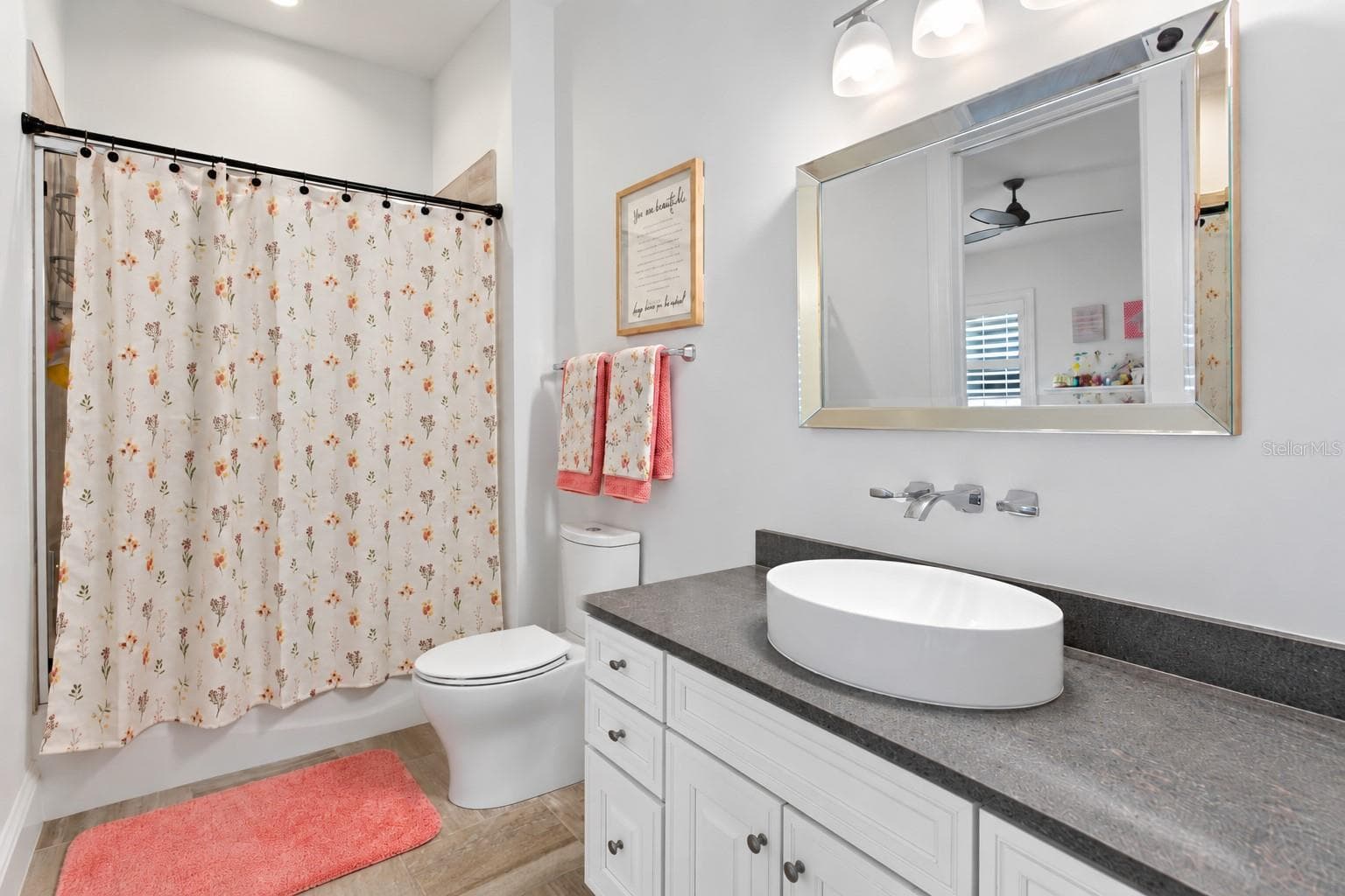 Single Family Residence at 17032 COMUNIDAD DE AVILA, LUTZ, photo 41 of 49