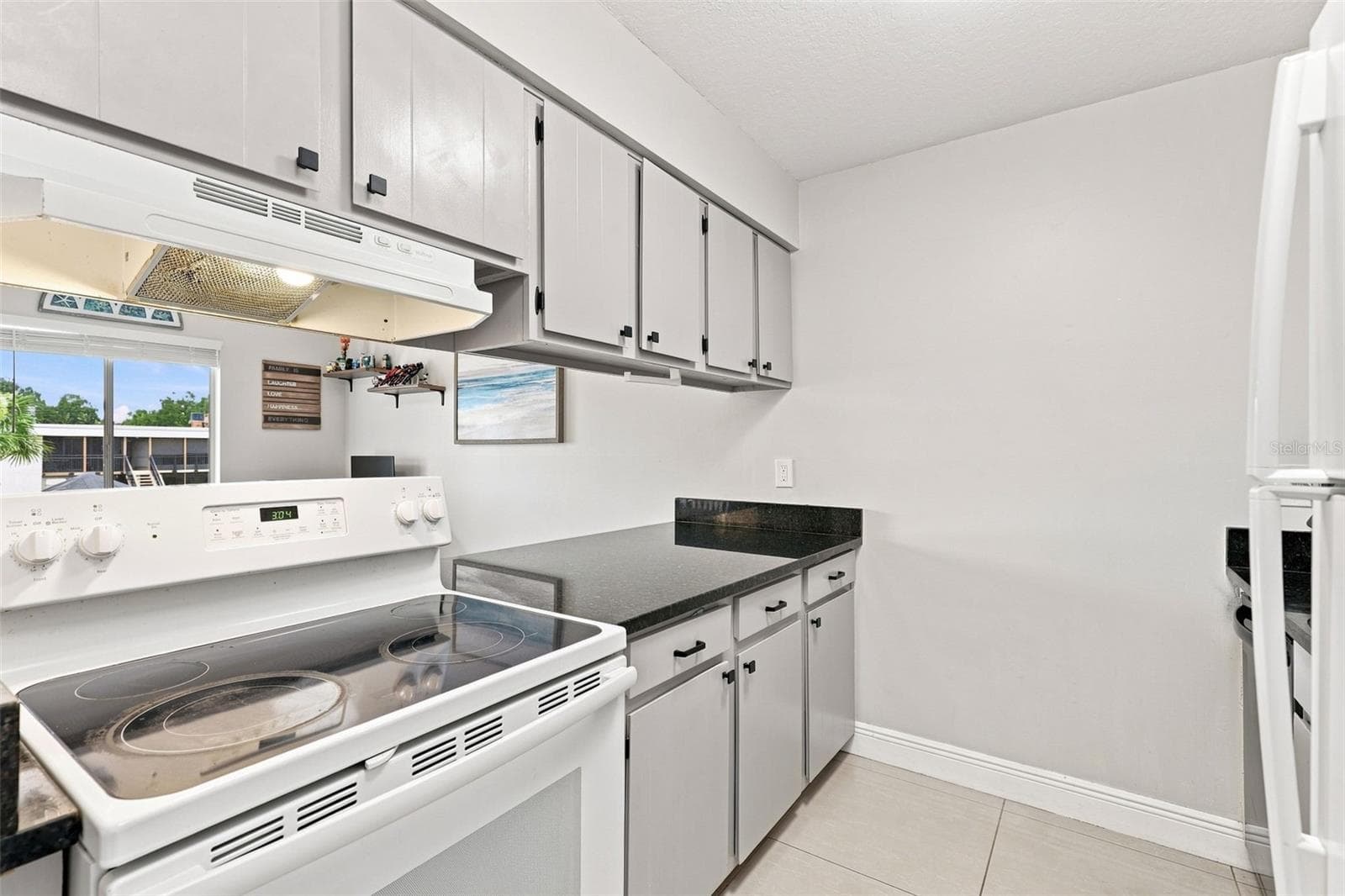 Condominium at 1000 LAKE OF THE WOODS BLVD #202B, FERN PARK, photo 8 of 25