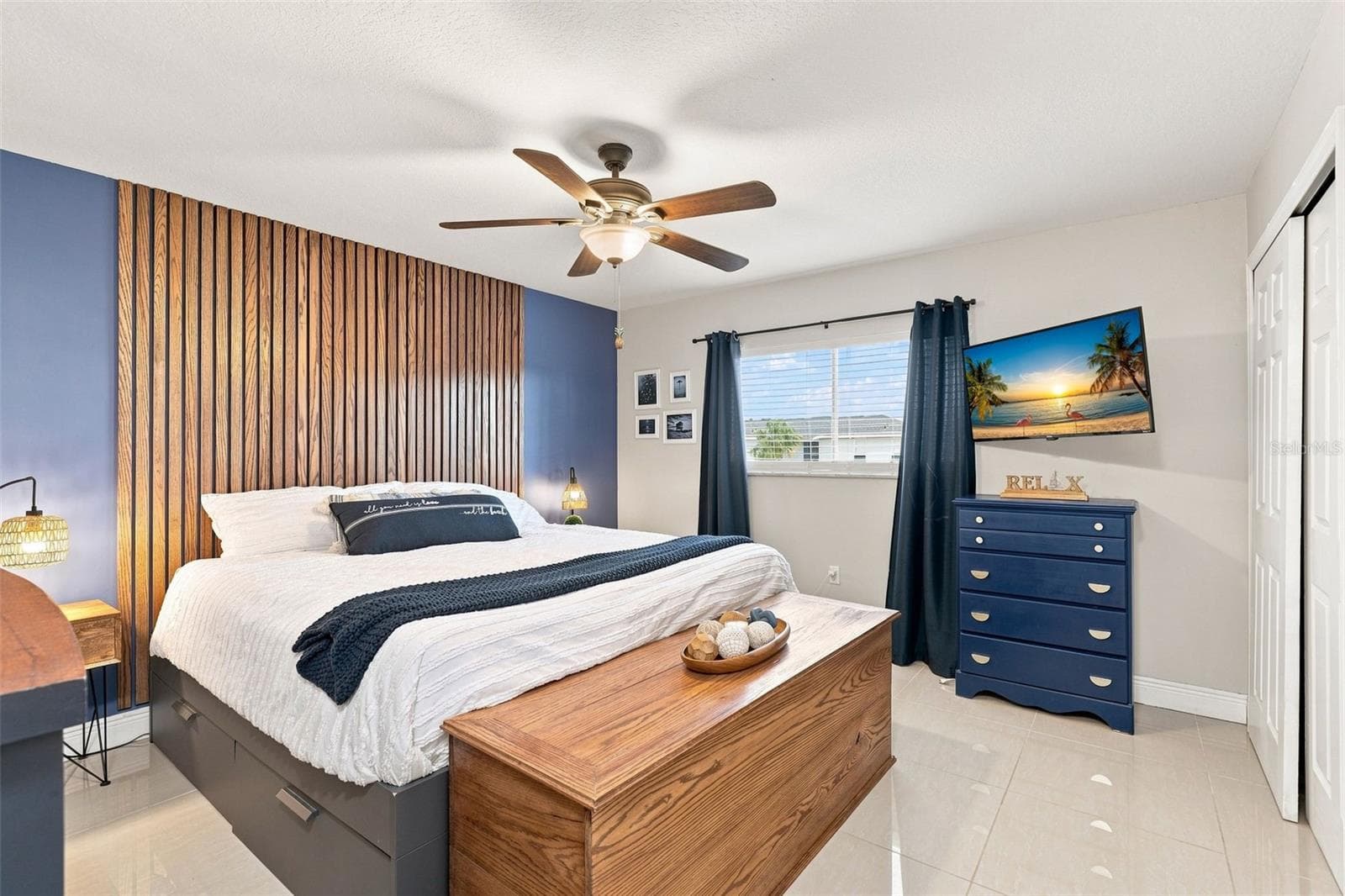 Condominium at 1000 LAKE OF THE WOODS BLVD #202B, FERN PARK, photo 13 of 25