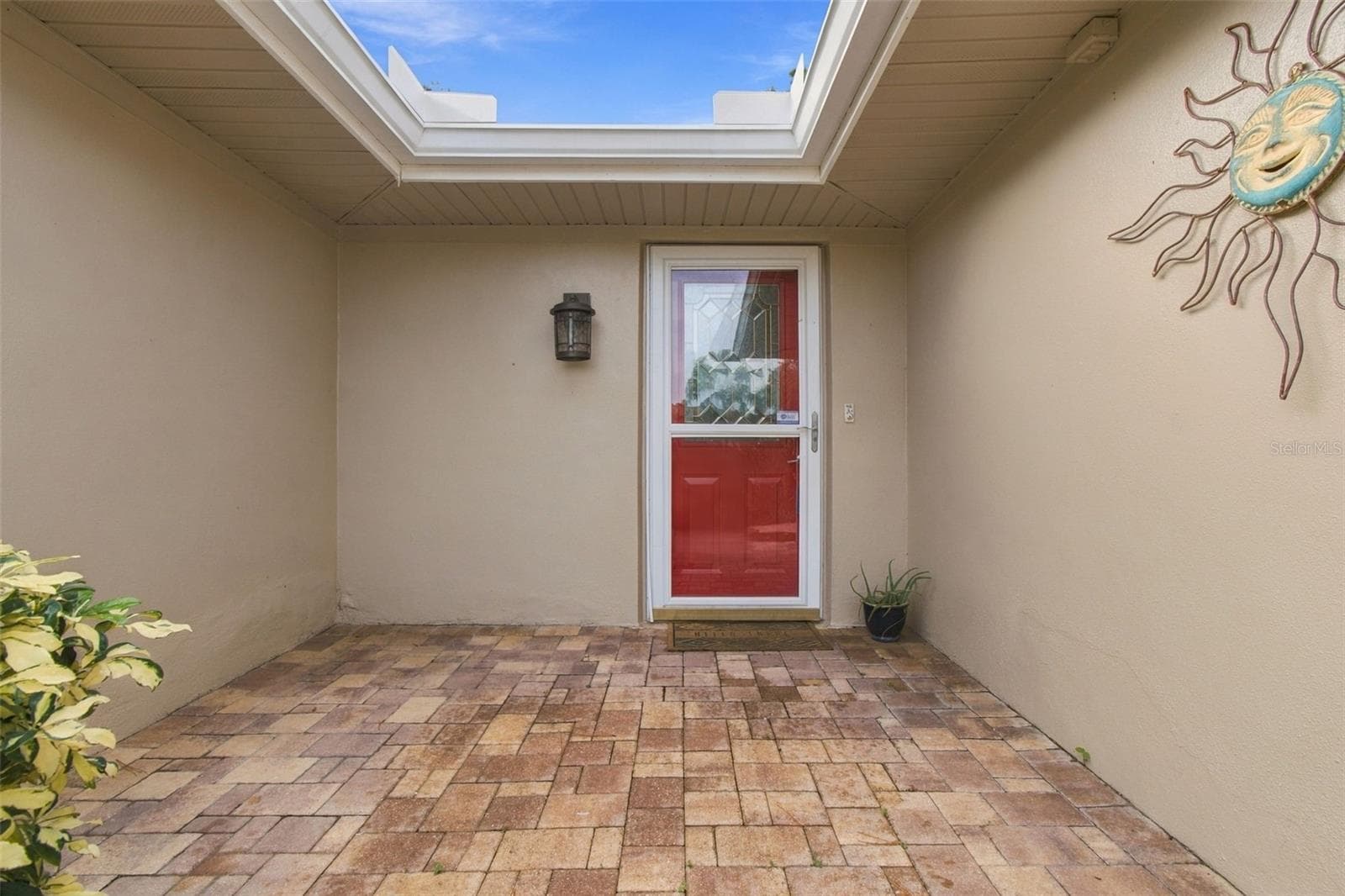 Single Family Residence at 2254 HERON CIR, CLEARWATER, photo 5 of 59