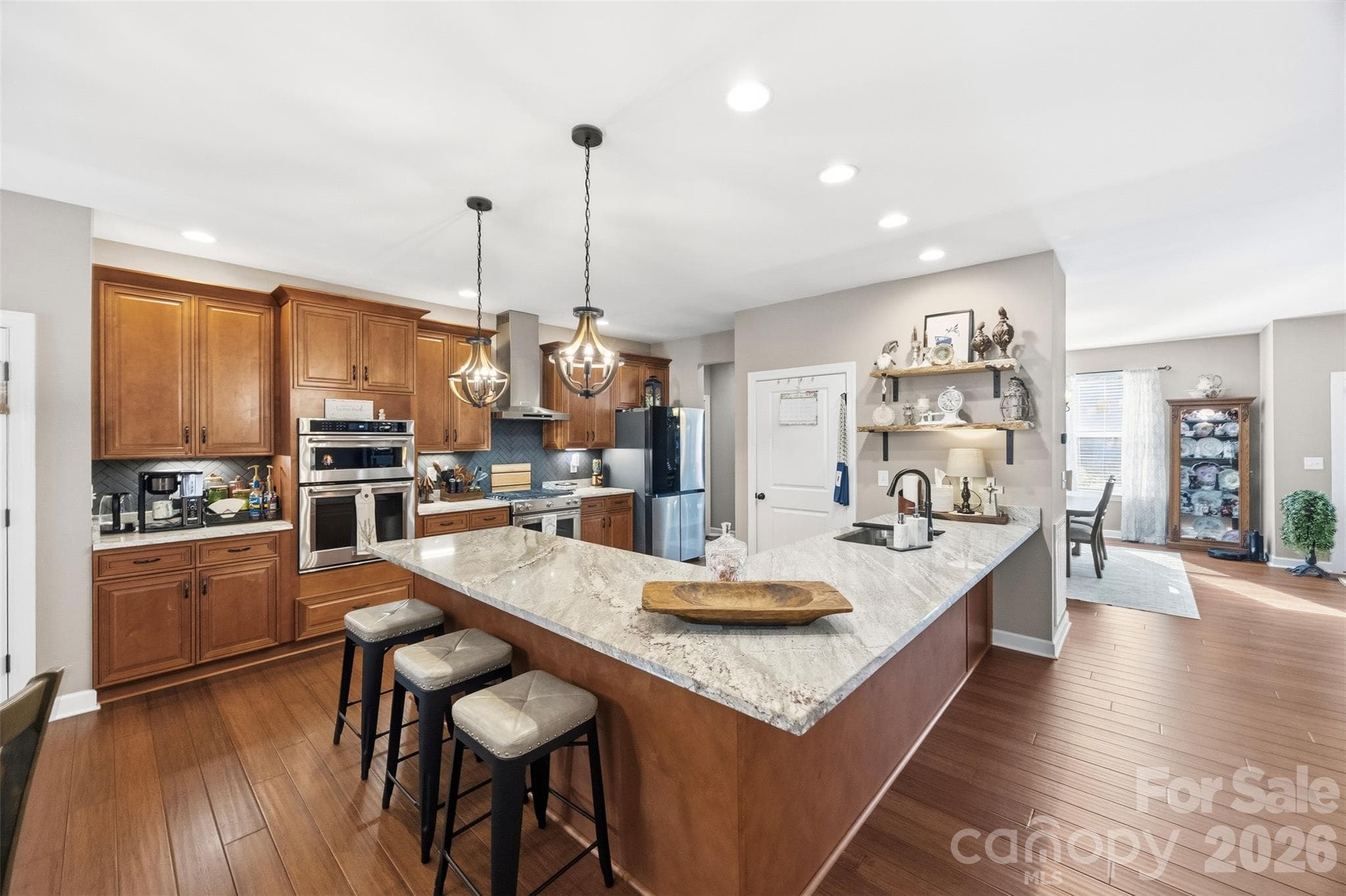 Single Family Residence at 2072 Old Ferry Lane, Lancaster, photo 18 of 45