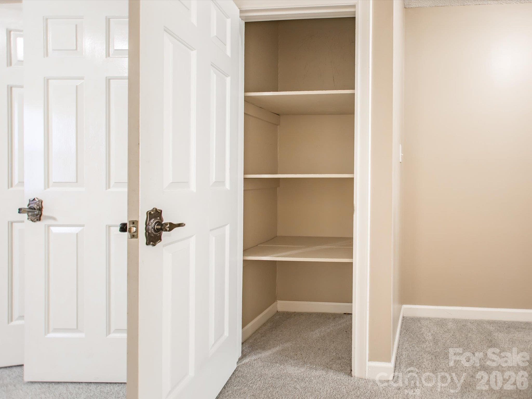 Townhouse at 2705 N Center Street, Hickory, photo 14 of 20