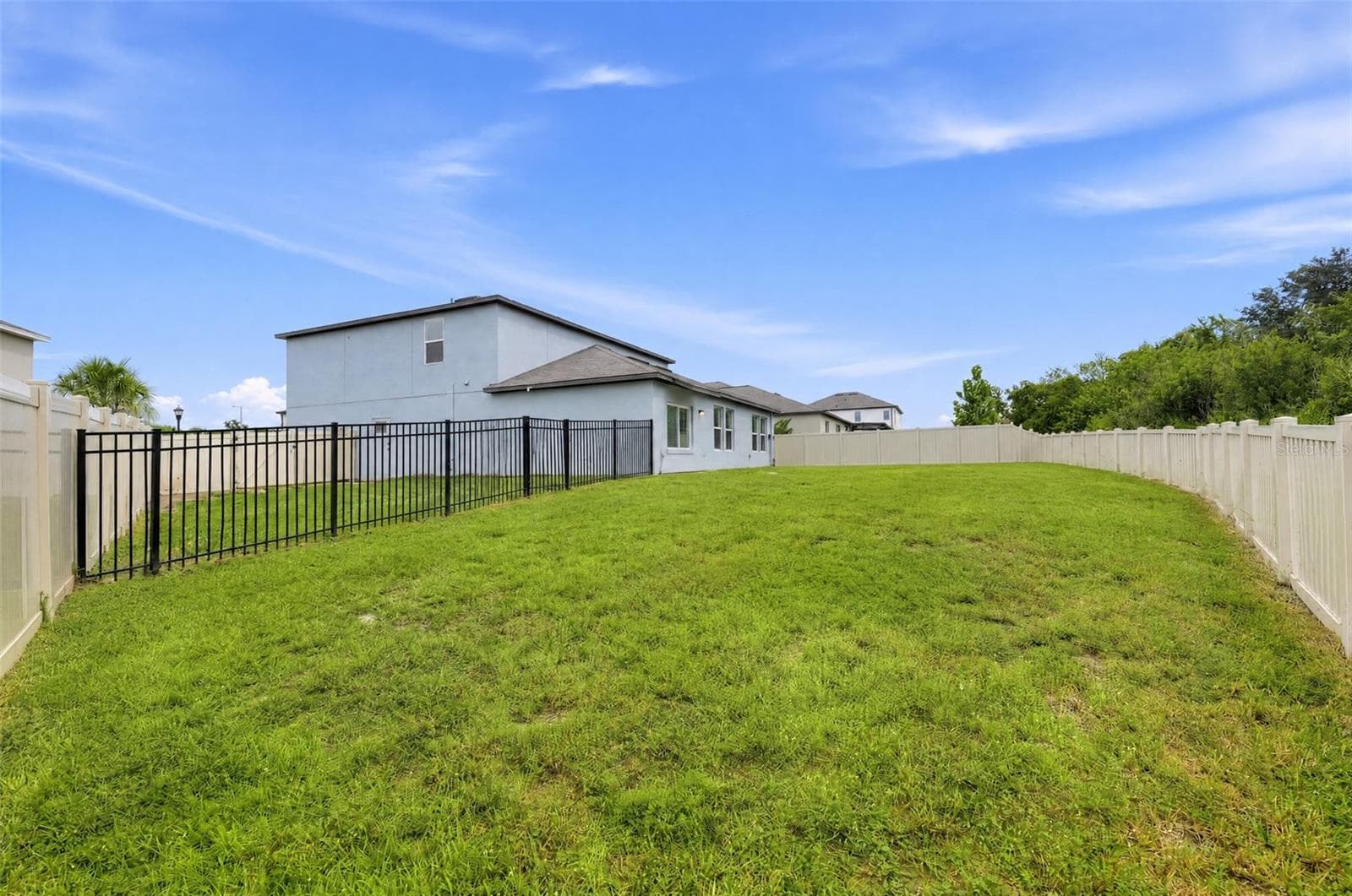 Single Family Residence at 4974 EAGLE ROCK DR, WIMAUMA, photo 5 of 90