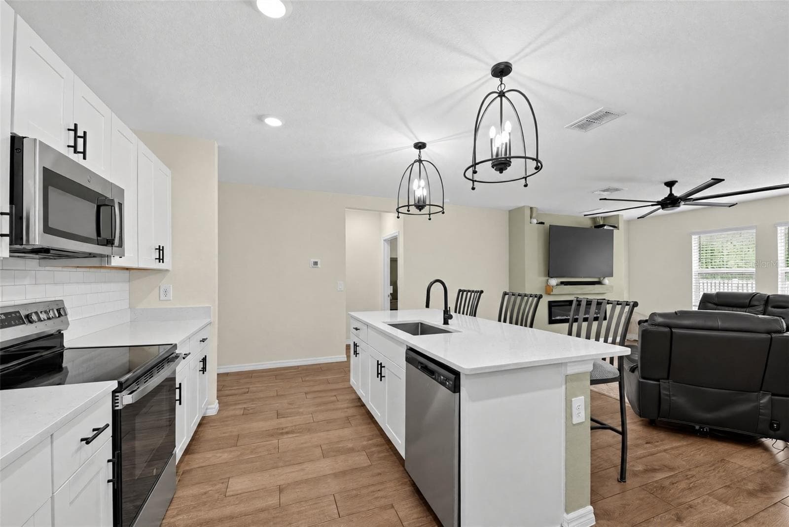 Single Family Residence at 4974 EAGLE ROCK DR, WIMAUMA, photo 23 of 90