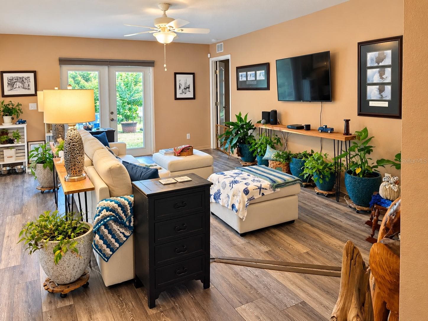 Single Family Residence at 414 MILES BLVD, DUNDEE, photo 5 of 23