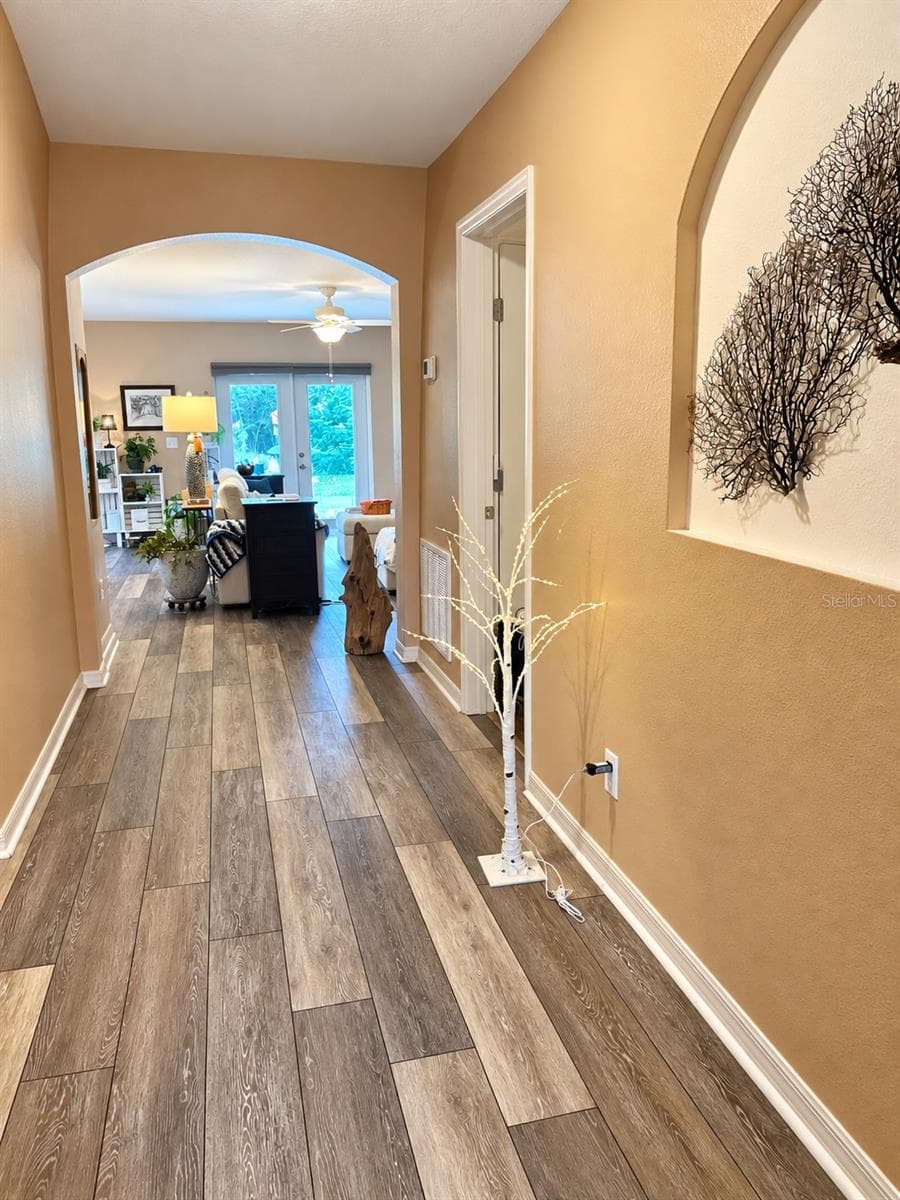 Single Family Residence at 414 MILES BLVD, DUNDEE, photo 6 of 23